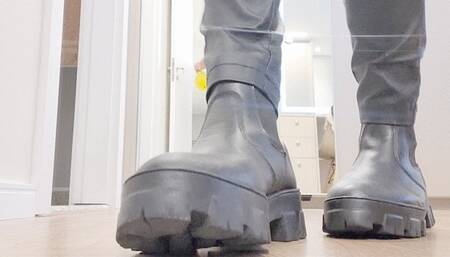 A very fun video with ballons