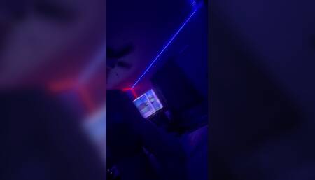 Nasty Snowbunny Has The Best Head ???? 18+