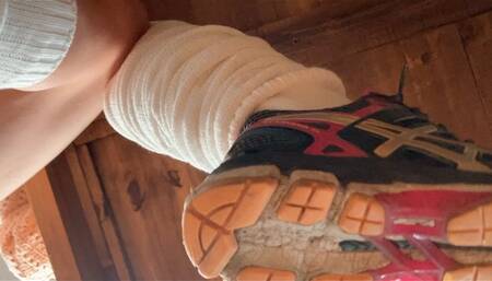 Asics Kayano and slouch socks under the table - Shoe Fetish and Sneaker fetish - Take place under the table beneath my well worn sneakers - close ups - HD