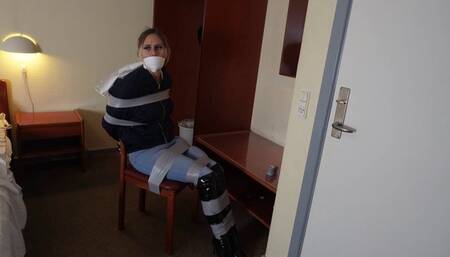 Liz - Cocky Undercover Cop WMV