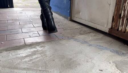 Whipping Fun in the Dungeon by Princess Dalilah