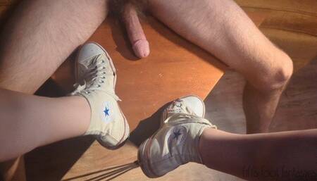 Fifi giving a shoejob in her trashed well worn Converse All Stars until he comes all over the soles *new* replay