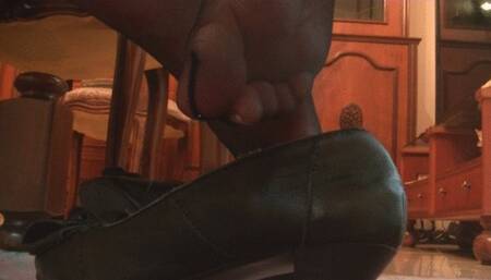 ELEONORA SHOEPLAY CLIP 58