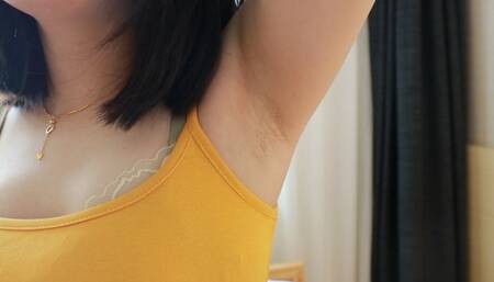 Chinese female doctor got tickled underarms in hotel after get off work