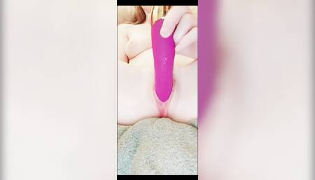 Teen Toys Her Creamy Pussy Until She Squirts 18+