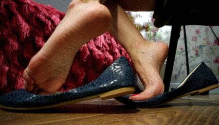 My tender shoeplay with blue ballet flats WMV