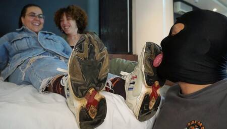 Sucking Microbes From Girls' Sneakers