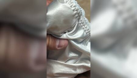 Cuming in Mother Inlaws Sweaty Pissy Panties