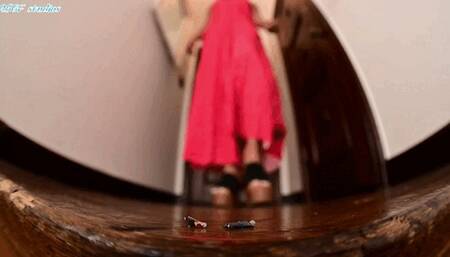 Moody Milf chunky heels tower over tinies - MOV