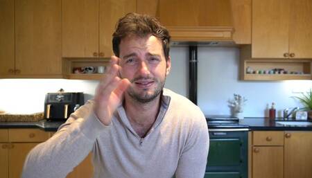 APOLLO : Enduring My Burps: A Feast You Will Never Forget