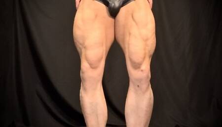 Giant Bodybuilder Quad Stomp and Pose Flow