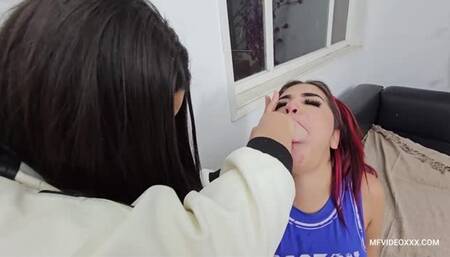 SWALLOW THE BIG HANDS OF FERNANDA SILVA - VOL #152 - NEW MF - AUG 2024 - CLIP 03