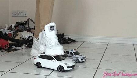 Dark Star 2 - The SUV Carnage (Close-up) WMV