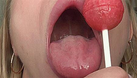 It's delicious sucking chupachups! MP4