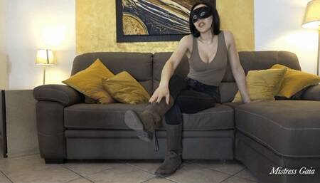 MISTRESS GAIA - MONEY-BOOT SLAVE TRAINING - HD