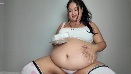 Your Feeder Makes You Beg For A Feeding