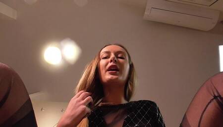 Glamour Girls Spitting 129 wmv