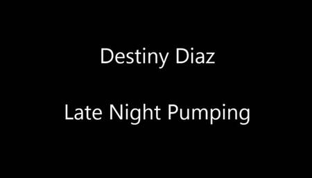 Pumping Milk From Massive Tits - 20mins!