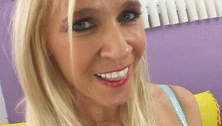 Mature Tabitha Loves Jerking, Sucking And Fucking A Big Fat Cock! (mp4)