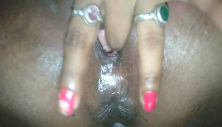 Desi Woman Fingering in Relaxation and Filth
