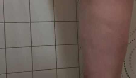 AmazingAlisa shower masturbation