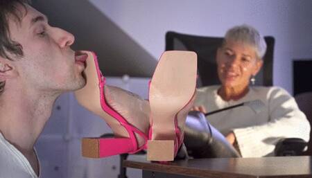 Demanding Boss Ruslana (From Ukraine) Needs Her Worker To Lick Shoes - Part 1 - Russian Language - HD 1280x720