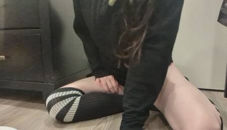 Verbal Humiliation College Girl Pee on Pastries