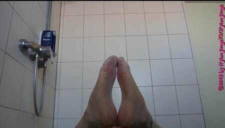 Pissing in the White Pantyhose