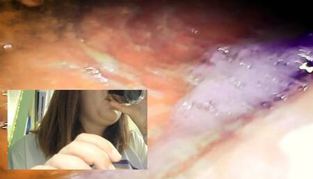 Eating a margherita pizza swallowing pillcam in public restaurant 1080HD