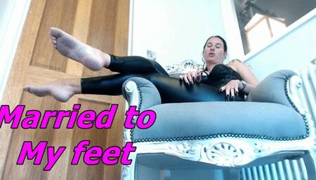Couple's Devotion- married to My feet (MOV)