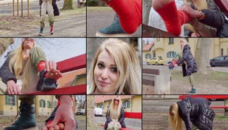 Jade Gimping Around on a Bone Spur in Winter with Foot Play (in HD 1920X1080)