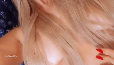 Mindless Pussy Addict