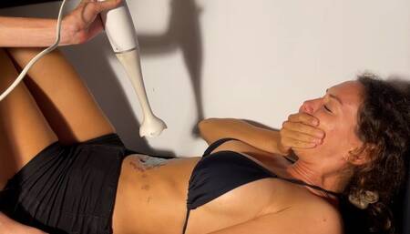 CRUEL NAVEL ADVENTURE