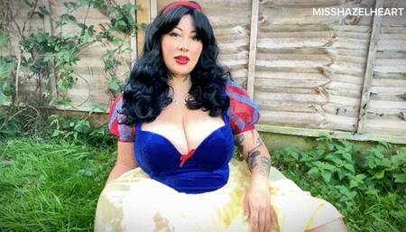 Snow Whites Silent Squirt