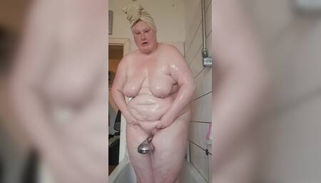 Big Tits in Shower