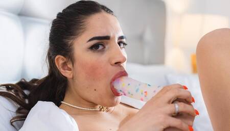 Candie Luciani | Jeune Tres Excite 1080p