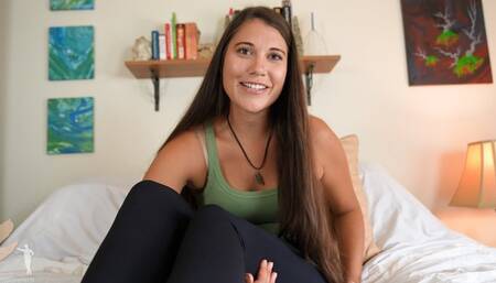 Rae Rivers Shrunken BF Foot Servant - 4K