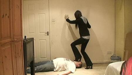 Hannah's First Face Stand