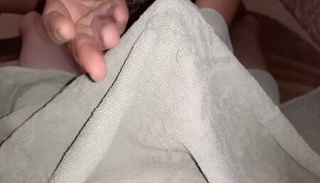 Massage parlor and wanking under a towel WMV