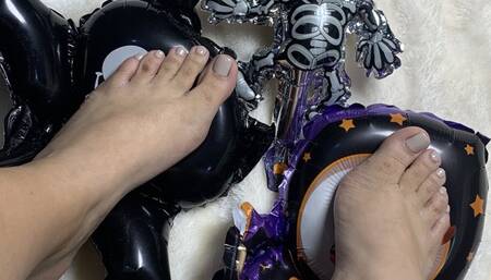 Inflated and crushed mylar balloons