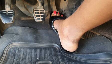 Totally UNRELIABLE Old Nissan!