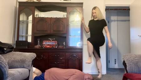 Miss Sophie’s Extreme Head Stomping