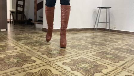 BFBE Bullwhipped by Dalilah in leather and boots