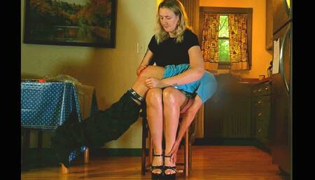 "Mean Big Step Sister" Episode Three - SceneTwo (Slow-Motion Preview) [wmv]