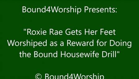 Roxie Rae Gets Foot Worship After the Intruder Drill - SD