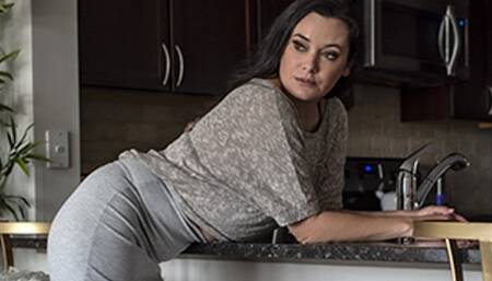 Tiffani Addams' Insane Dipping and Shoeplay Interview (remastered) - 1080 Mobile