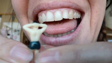 Lania savours your slave tiny flavour for her breakfast