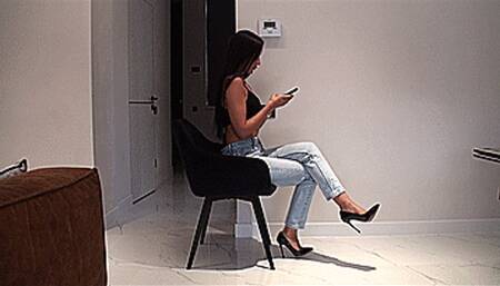 non stop very hard toe tapping only with your right leg (1920x1080 HD) MOV