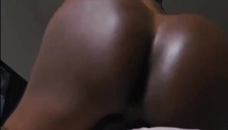 Black Bitch Twerk with Her Big Ass
