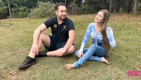 Sexy Ballbusting Outdoor ! 4K